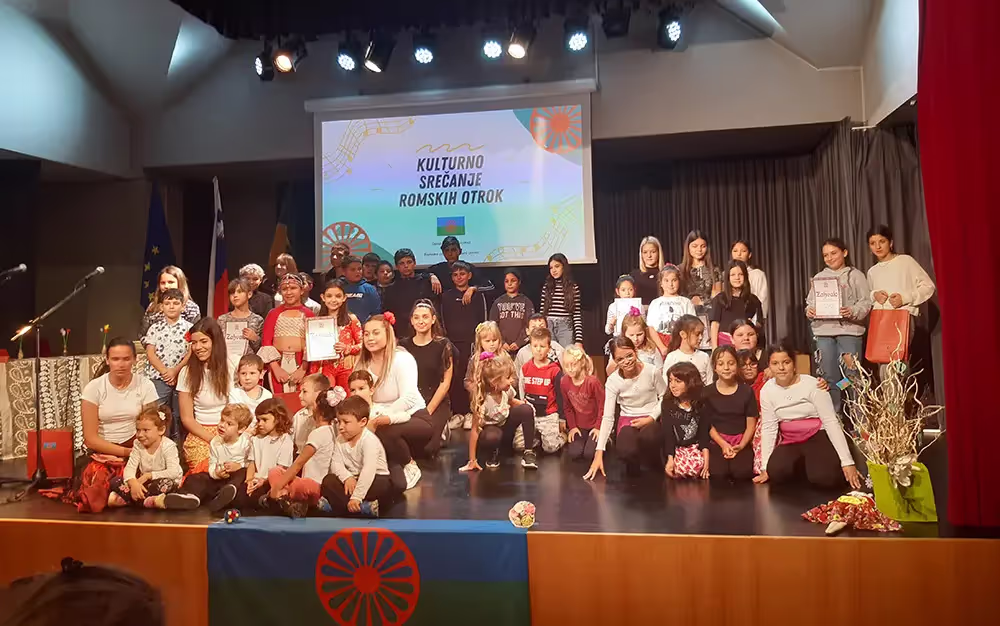 KULTURNO SREČANJE ROMSKIH OTROK